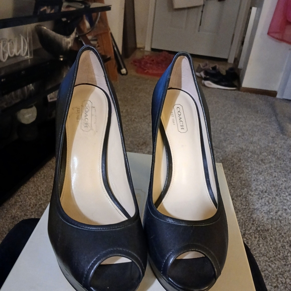 Authentic Coach Breana Open-Toe Pumps - Picture 4 of 6